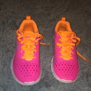 Nike Free Express sneakers